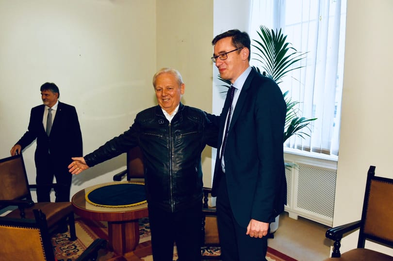 Belenéztek Karácsony, Tarlós és társaik zsebébe és ezt találták