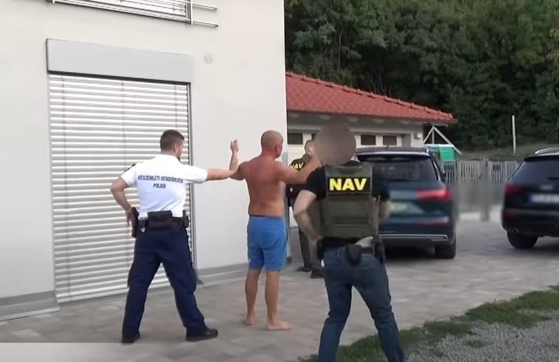 Védelmi pénzt szedő taxishiénákra csapott le száz rendőr és NAV-os