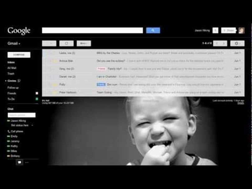 Így állíthat be saját fényképet a Gmail hátterének