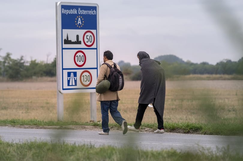 EP-határozat: Bakondi szerint nőhet az illegális migráció