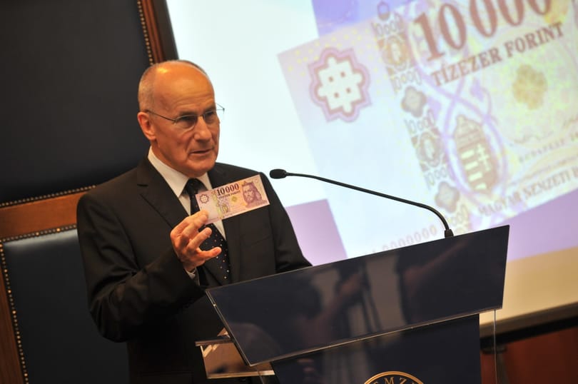 MNB-alelnök: Gusztustalannak tartom Pákh úr hazugságözönét