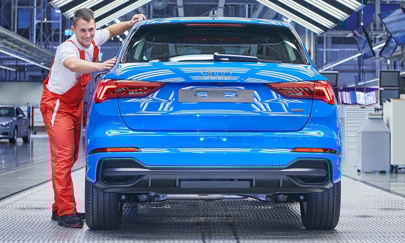 Nagy nap a mai Győrben: elkészült az első új Audi Q3
