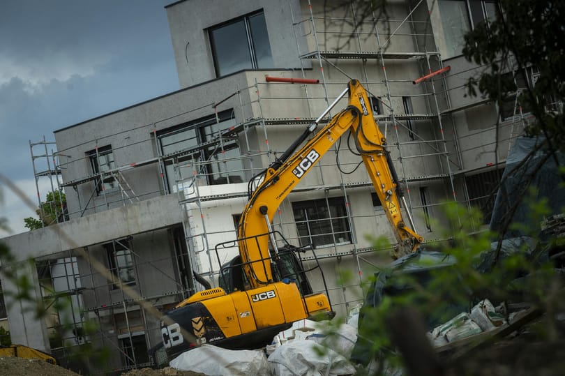 Kormányközeli alapkezelőket pumpál a 300 milliárdos lakásprogram
