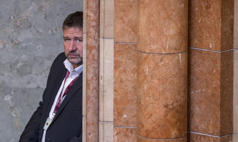 Októberben elölről kezdik Simonka György büntetőperét