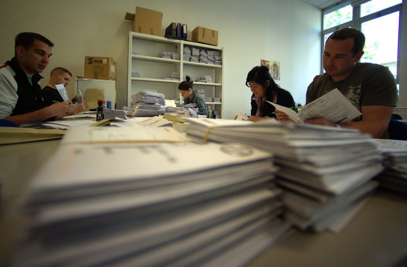Adóbevallás: lejár a határidő, tovább vannak nyitva egyes posták