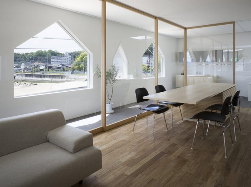 Izgalmas japán tengerparti ház - minimalista luxus bunker