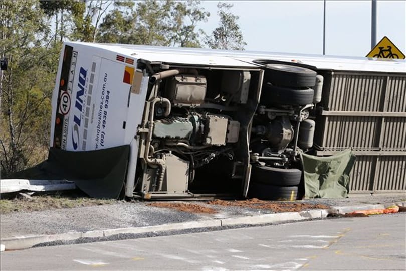 Felborult egy busz Ausztráliában, tízen meghaltak