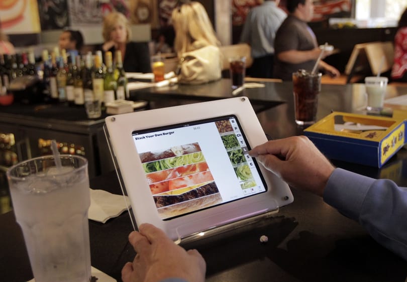 A grúz elnök fia iPad-világrekorder lett