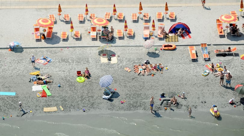 Túl sokan vándoroltak ki, kevés a munkaerő a Balatonon