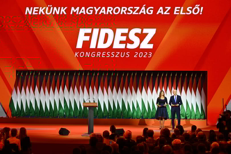 Nyomoz a rendőrség a gödöllői Fidesz pornóvideókkal elárasztott Facebook-oldala ügyében