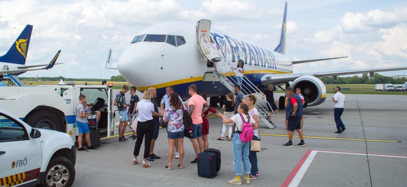Tisztességtelen kereskedelmi gyakorlat miatt megbüntették a Ryanairt és a Wizz Airt