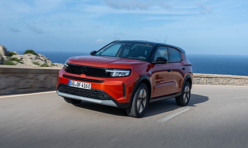 100 kilométer extra hatótávval hódít a legolcsóbb elektromos Opel