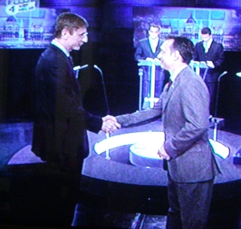 Orbán nem vitázik, mert Simon Gábor