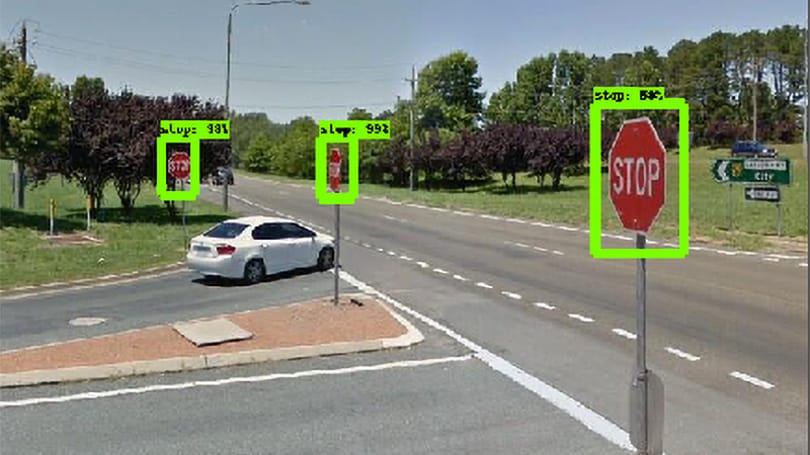 A mesterséges intelligencia felismeri a rossz KRESZ-táblákat a Google Street View-n