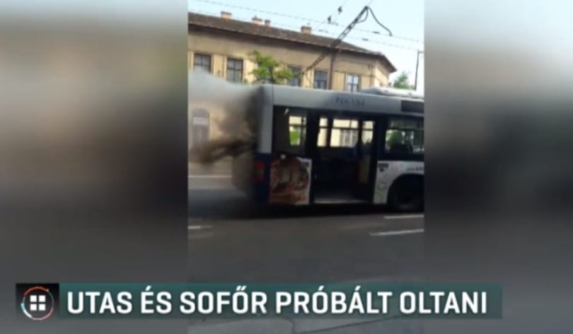Nagy volt a pánik a Kálvária téren kigyulladt buszon