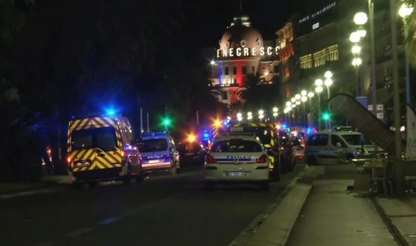 Videó: A nizzai támadás pillanata - 18+