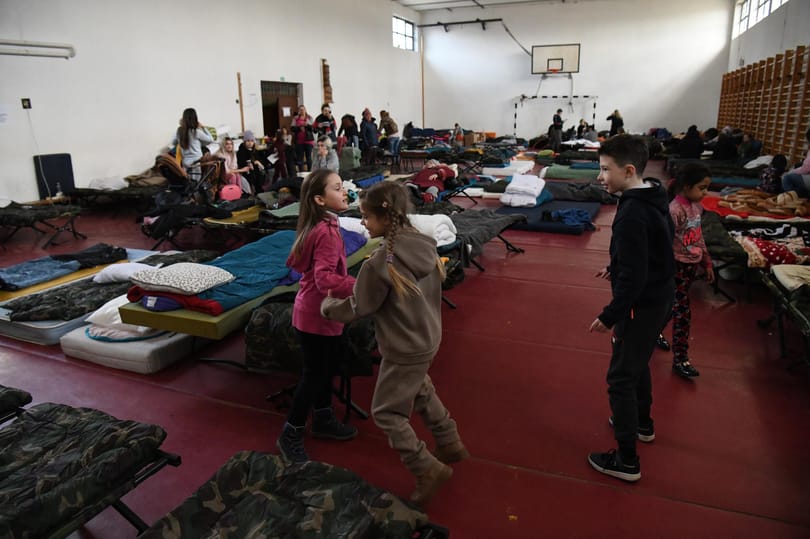 Menekültek az iskolapadban: nem egy minisztériumi levél fogja megoldani a tanárok újabb hatalmas feladatát