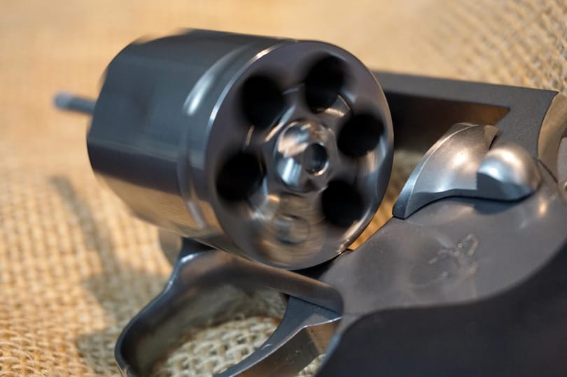 Agyonlőtte magát egy nagyatádi iskolás az apja fegyverével