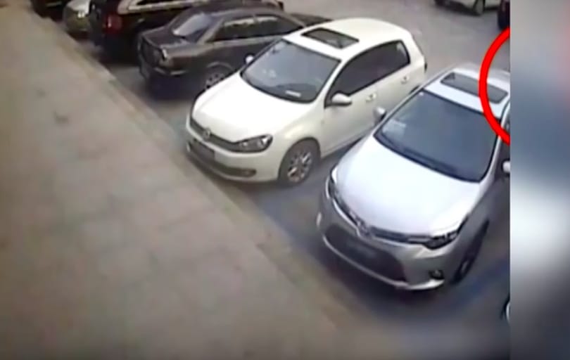 Ő lehet a világ legrosszabb sofőrje – videó