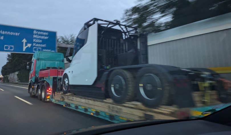 Európában is elkezdheti forgalmazni a Tesla kamionját, de gondot okozhat a kialakítása
