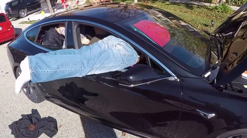 Ilyen rekordot sem állítottak még fel a Teslával – videó
