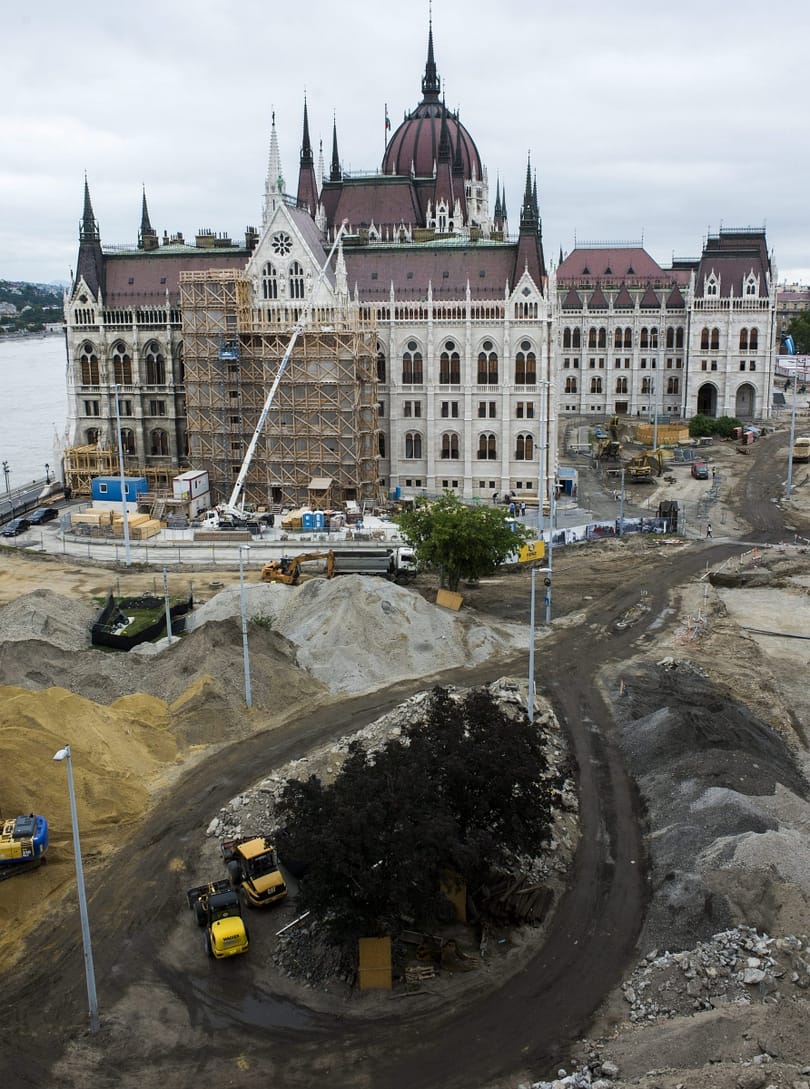 Kövér: Karácsonyra befejeződik a Parlament 65 éve tartó felújítása