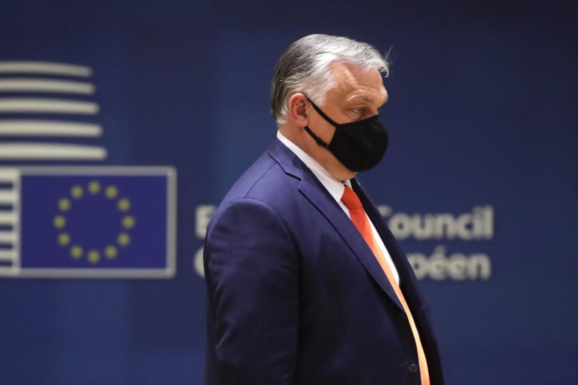 Egy betű eltéréssel igaz, amit Orbán Viktor Brüsszelben mondott arról: védi a melegek jogait