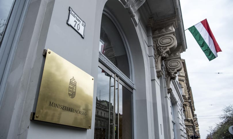 A kormány a mutyizást is megkönnyítheti a közbeszerzési lazítással