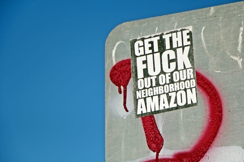 Vizsgálatot indítottak az Amazon és a Google ellen, mert nem szűrik ki eléggé a kamu értékeléseket