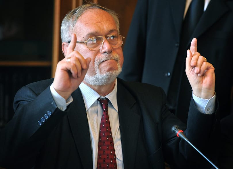 Csak egy szavazatuk lesz a határon túli magyaroknak