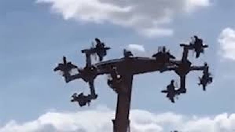 Bezárták a németországi „horogkereszt-körhintát