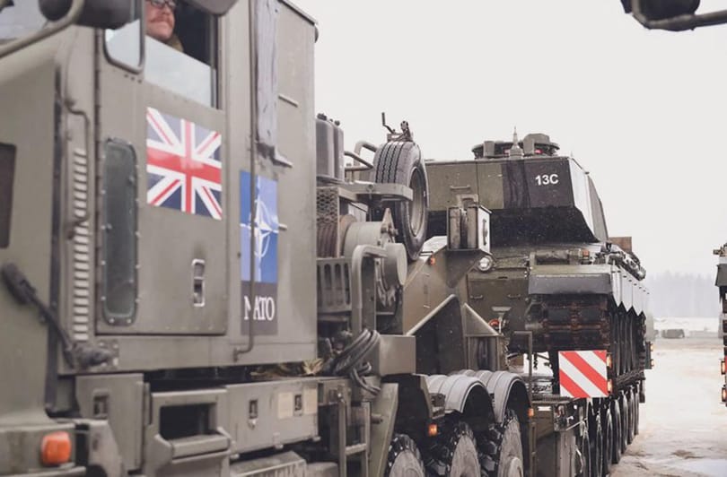 Katonákat vezényel Ciprusra a brit kormány a libanoni válság miatt