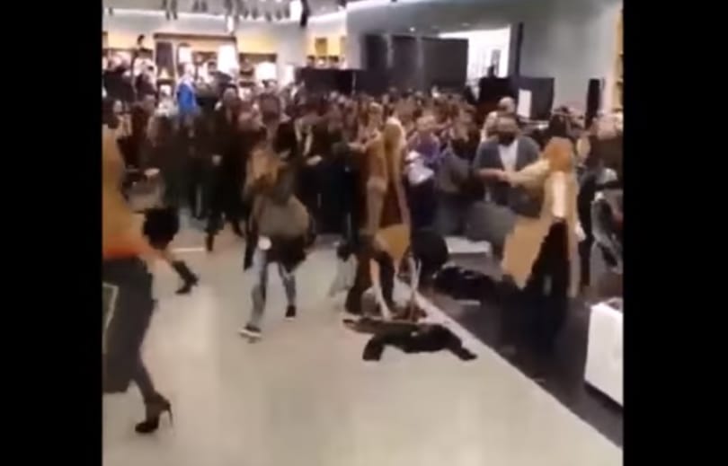 Nemcsak a budapesti H&M-ben tört ki shoppingpara – videók