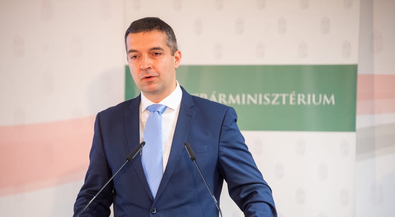 Leváltották a mezőgazdasági államtitkárt