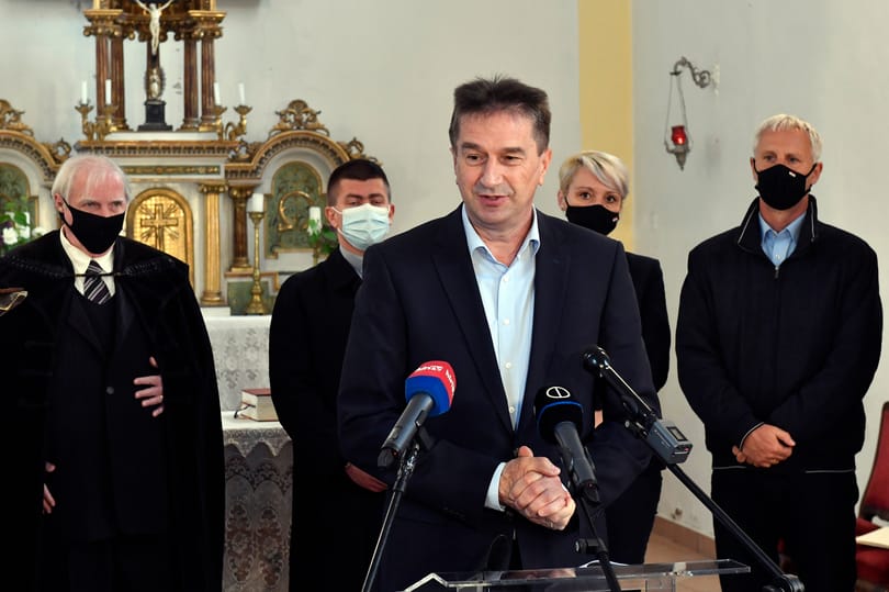 Megszavazták a bizottságban, felfüggesztik Völner Pál mentelmi jogát