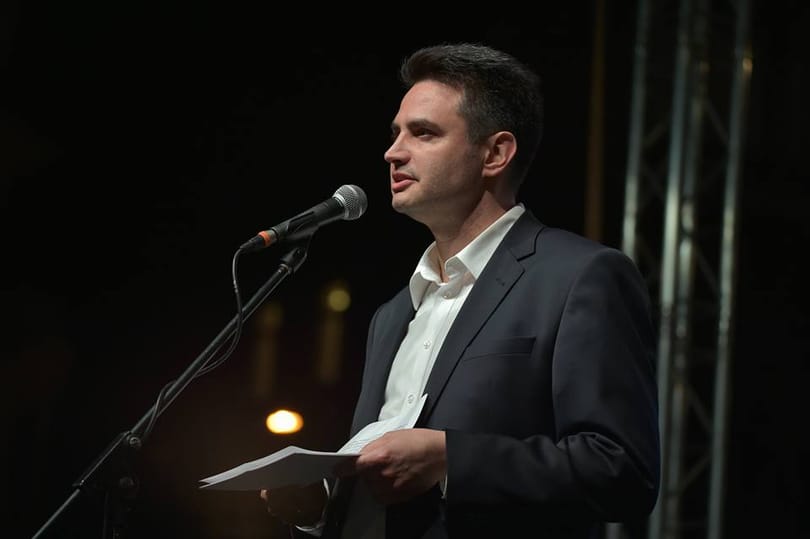 Hálásak lehetnek a szombati tüntetés szervezői, hogy Márki-Zay átlépett rajtuk