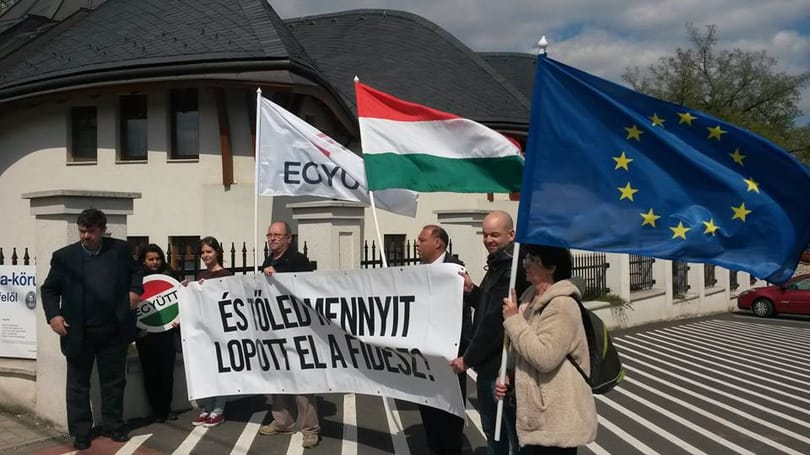 Orbán háza elé megy tüntetni az Együtt