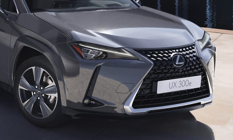 Hatalmasat nőtt az elektromos Lexus 300e hatótávja