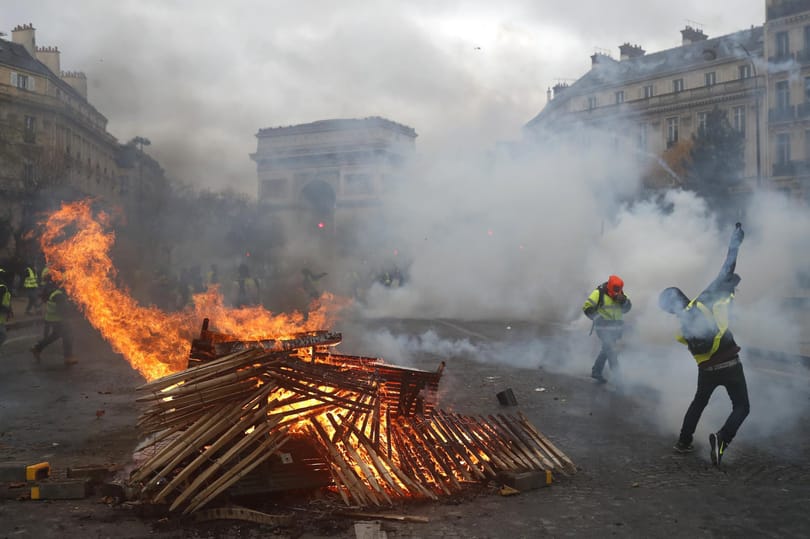 Francia tüntetéssorozat: szombaton 89 ezer biztonságit mozgósítanak országszerte