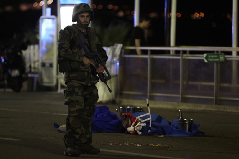 Nizzai terror: az áldozatok csaknem fele külföldi