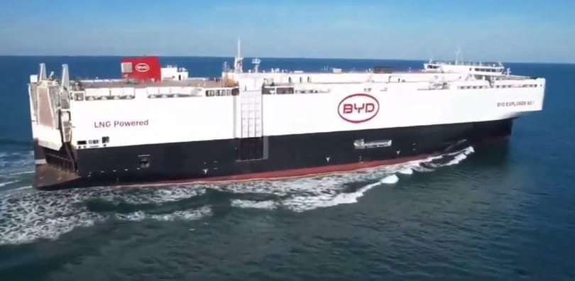 Ilyen, ha Kína beindul: több mint 7000 kocsi fér el a kínai BYD új autószállító hajóján