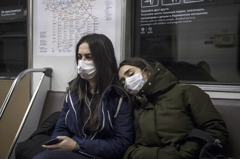 Oroszországban 7 év börtön is várhat a karanténszabályokat megsértőkre
