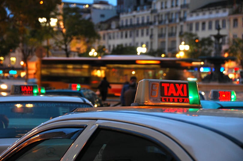 Vessen véget a taxis átveréseknek!