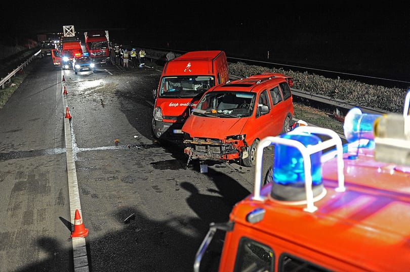 Hét sérültje van egy M1-esen történt balesetnek