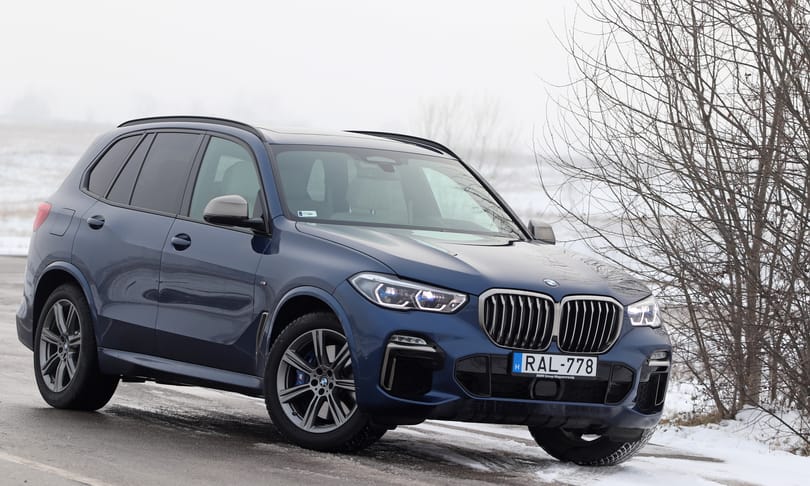 Gigantikus hűtőrács és irdatlan dízelmotor: teszten a BMW X5 M50d