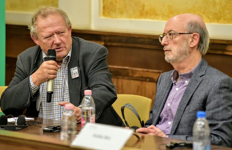 Adam Michnik: Orbán rossz embereket nyom a hatalomba, Kaczynski pedig idiótákat