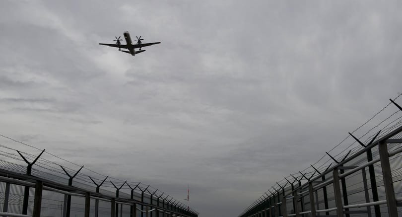 CNN: Titkos kelet-európai repülőtérről szállítanak fegyvereket Ukrajnának