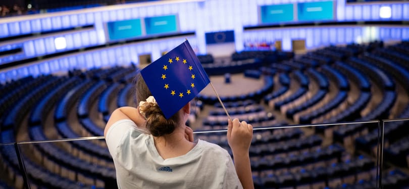 A megélhetés és az emelkedő árak miatt aggódnak a leginkább a magyarok