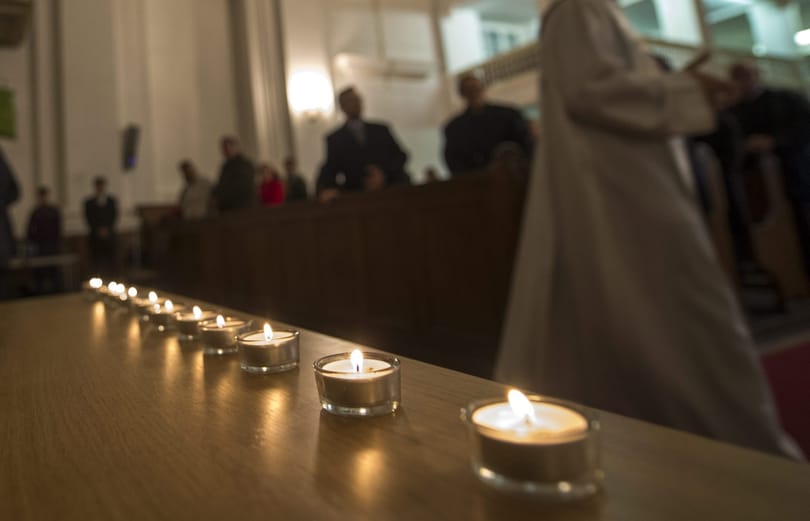 Kis híján 5 milliárd forinttal támogatta az üldözött keresztényeket a kormány