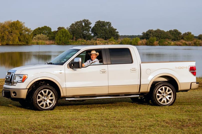 A vártnál olcsóbban kelt el George W. Bush Ford F-150-ese